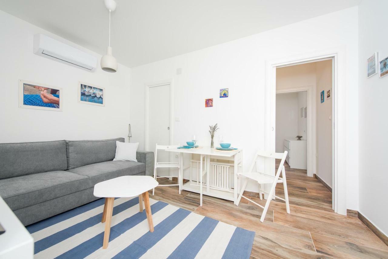 Yacht Harbor Apartment Hvar Town Exterior photo